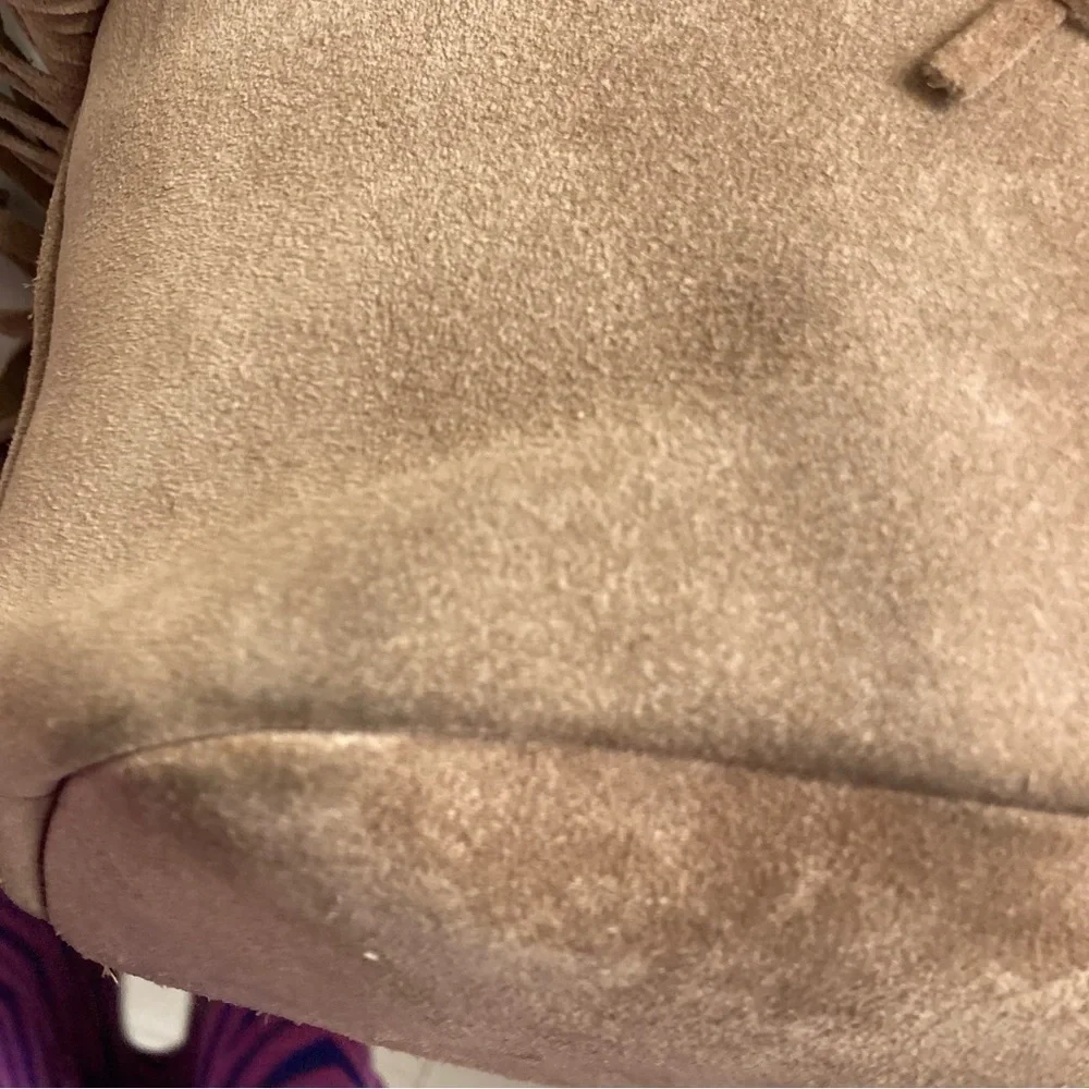 Michael Kors billy light brown suede fringed shoulder crossbody messenger bag